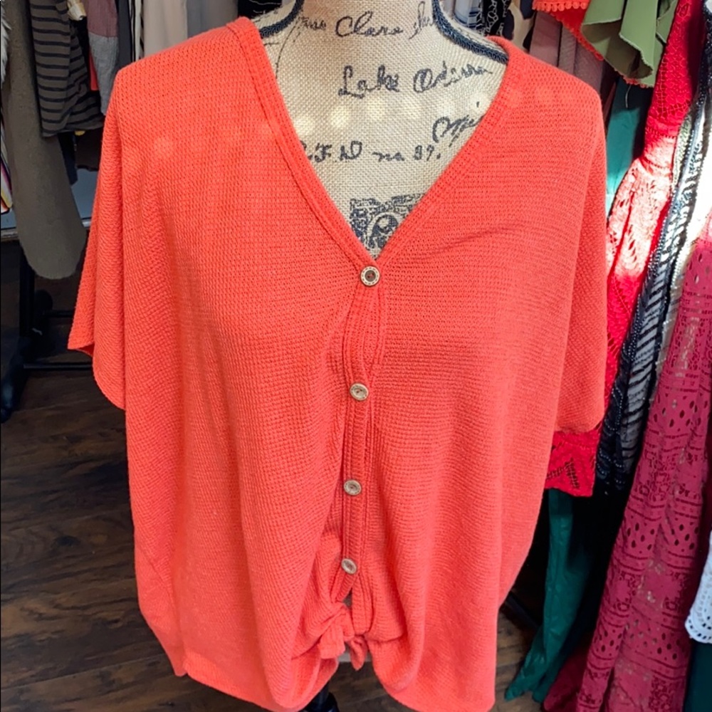 Button front tied t